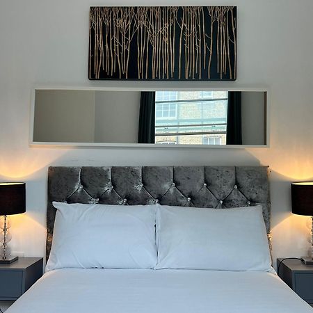 One Bedroom Apartment In Holborn Londres Extérieur photo